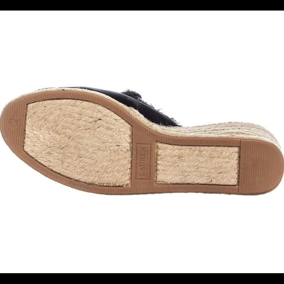 Sandals - Picture 3 of 6